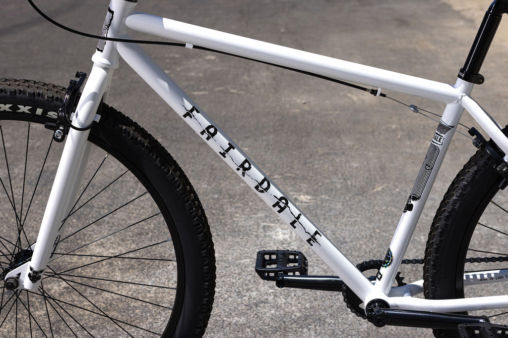 Fairdale Taj 27.5" (Gloss White)