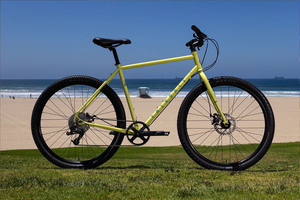 Fairdale Weekender Archer (Gloss Lemon Grass in XS-XL)