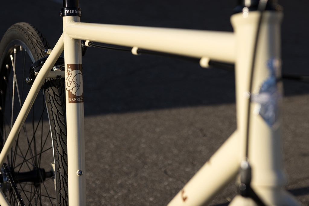 Fairdale Express (Gloss Classic White in S/M & M/L)