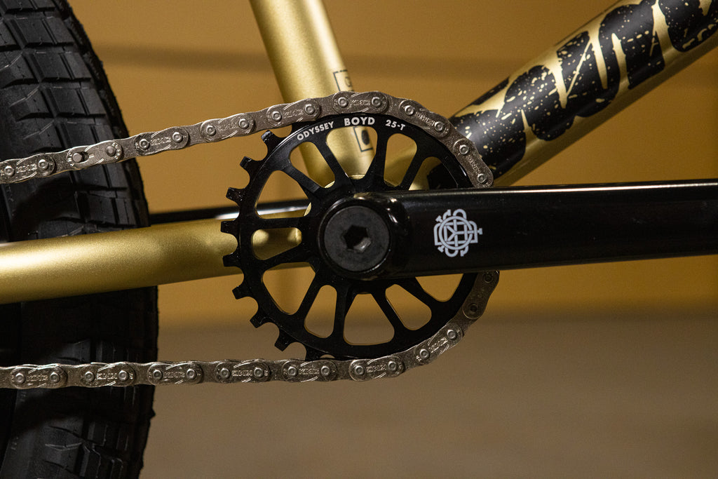 Sunday Wavelength - Gary Young Signature (Matte Gold Metallic with 21" tt in RHD/LHD)