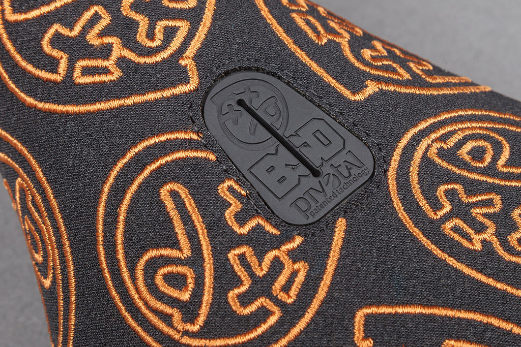 BSD Acid Repeat Seat (Black/Gum)