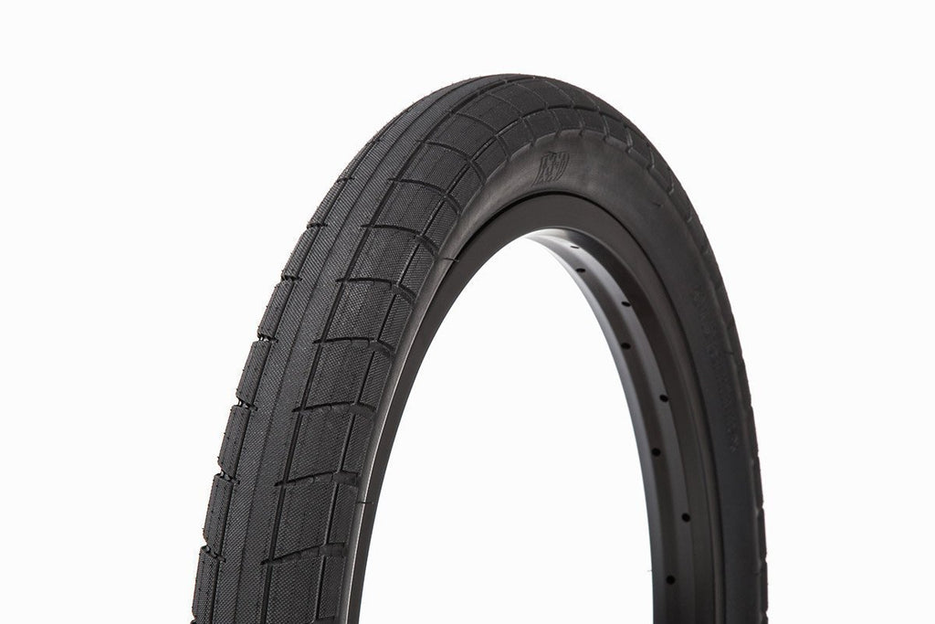 BSD Donnasqueak Tire (Black)